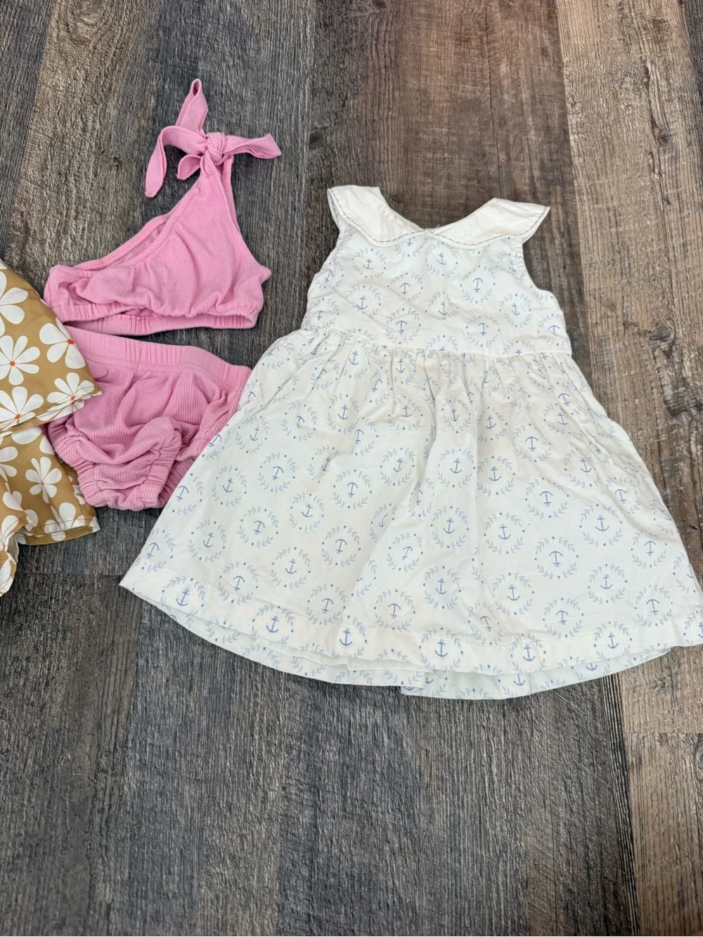 Girls 6-9 month Bundle of Clothing Bailey's Blossums
